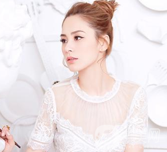 《延禧攻略》整容臉泛濫之后，于媽新劇自然美女阿嬌加盟