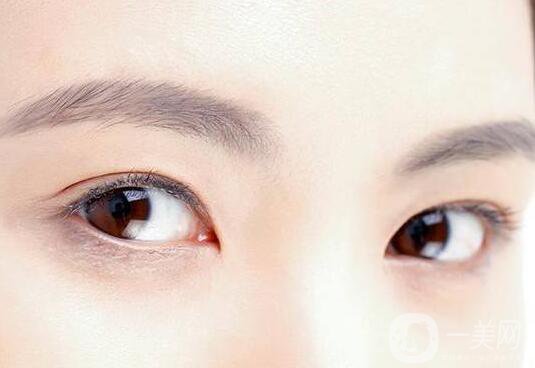 洗眉多少錢 洗眉價(jià)格明細(xì)盤點(diǎn)