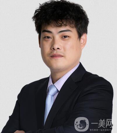 深圳鵬愛(ài)整形醫(yī)院價(jià)格表在線搶先看 更多專家坐診等你來(lái)！