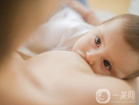 隆胸還能哺乳嗎？