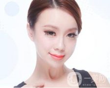 玻尿酸豐額頭維持多久？