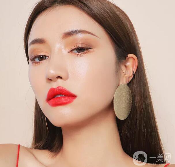 自體脂肪面部填充多久能恢復