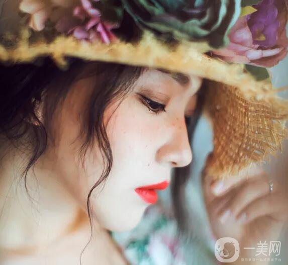 肋軟骨隆鼻多少錢？貴不貴？