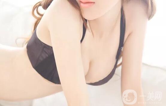 在成都隆胸手術(shù)的價(jià)格一般是多少呢？