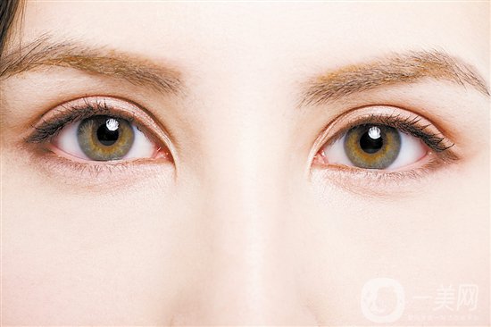 割雙眼皮多久恢復自然？