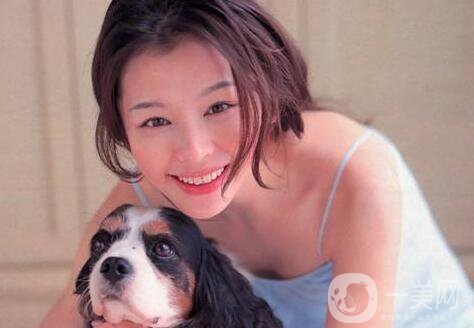 你能通過(guò)整容復(fù)制成別人的樣子嗎？
