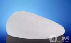 水滴型假體隆胸怎么樣？和圓形假體隆胸那個好？