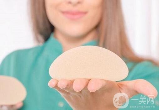 納米豐胸是什么意思？有副作用嗎？