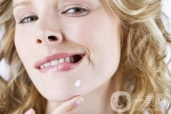 上頜后縮怎么矯正？手術(shù)有風(fēng)險(xiǎn)嗎？