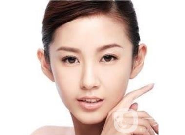 在不整容的情況下怎樣使鼻子變挺？