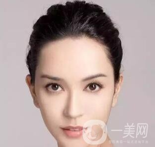 隆鼻手術(shù)的風(fēng)險(xiǎn)大嗎？有哪些？