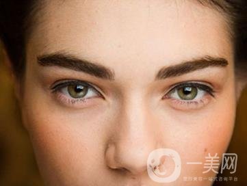 開眼角手術(shù)費(fèi)用大概是多少？