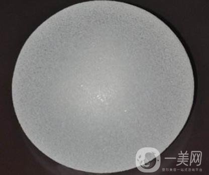娜高假體價格貴不貴？一般要多少錢？