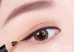 紋的眼線怎么洗掉？
