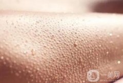 雞皮膚應(yīng)該如何調(diào)節(jié)？