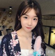 面部吸脂手術(shù)之后一定要把頭套帶好，這樣才能效果會(huì)更好的