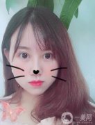 整完雙眼皮已經(jīng)一個(gè)多禮拜了，前幾天的眼睛真的是特別的腫，現(xiàn)在真的好了許