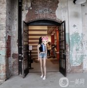 看到現(xiàn)在這個(gè)樣子，也擁有了一雙大長腿了，而且顯得腿特別的細(xì)，特別的長