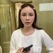 激光調(diào)節(jié)后恢復(fù)過程也是至關(guān)重要的，因為剛做完調(diào)節(jié)，臉部的角質(zhì)層會變薄