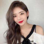 做完拉皮手術(shù)已經(jīng)有八天的時間了，其實(shí)昨天我就應(yīng)該去醫(yī)院拆線的，但是和我