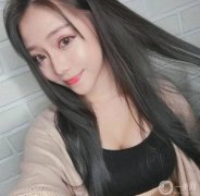 我是雙眼皮，但是我喜歡歐美的那種眼型，所以做了很多功課