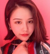 我昨晚失眠了，因?yàn)槲医裉煲鲭p眼皮