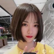 現(xiàn)在，我來(lái)說(shuō)說(shuō)我自己在這家醫(yī)院整形科進(jìn)行雙眼皮手術(shù)的全過(guò)程