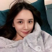 近我感覺我的皮膚特別暗黃，摸上去特別的松弛