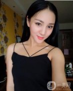 我的臉是屬于那種不能仔細(xì)的看還能夠湊合，但是如果仔細(xì)看的話，那么就暴露