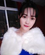 我很早以前就想過(guò)動(dòng)鼻子，因?yàn)槲艺娴暮懿幌矚g我的鼻子，感覺(jué)我的鼻影就那樣