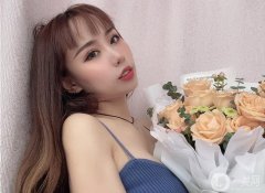 我其實早就想做雙眼皮了，周圍的朋友都做過，所以我更想做