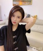 在我做雙眼皮手術(shù)之前，我是那種小豆眼