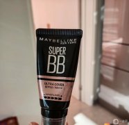 化妝只用一個(gè)BB霜夠嗎