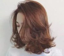 鎖骨發(fā)：時(shí)尚百搭，美麗無限