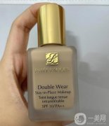 秋冬換季，選對(duì)底妝讓妝容更服帖——粉底液、粉霜、粉條、氣墊BB大解析