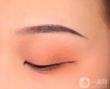 圓臉人的眉形指南：四種適合的眉形推薦