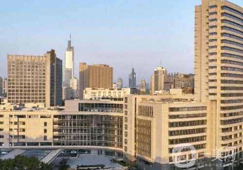 南京植發(fā)三甲醫(yī)院哪家好?人民醫(yī)院、鼓樓醫(yī)院、醫(yī)科大學附屬醫(yī)院等技術超穩(wěn)